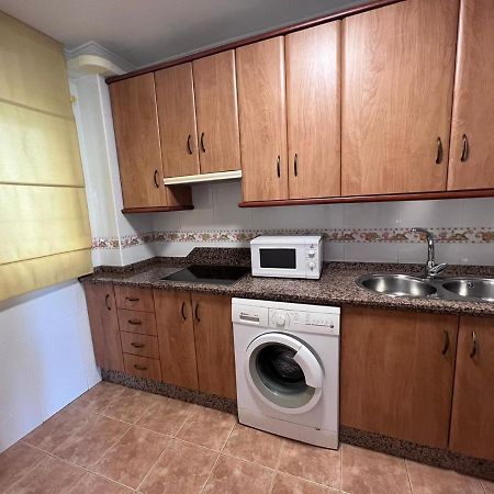 Apartamentos La Caleta 卡莱塔·德·贝莱斯 外观 照片